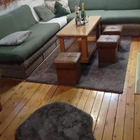 Forest Escape Деревянный коттедж *