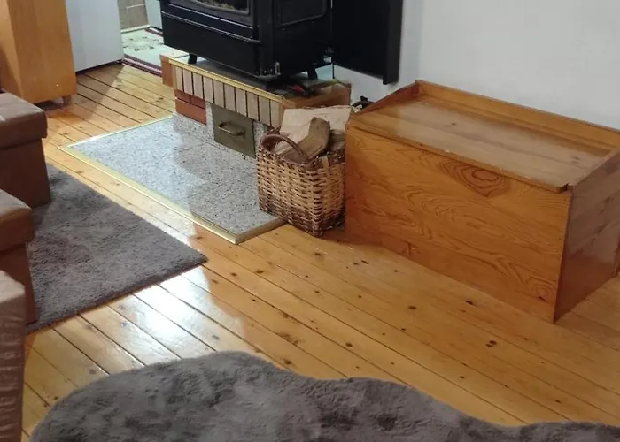 Forest Escape Lodge *