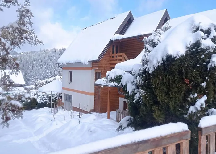 Lodge Forest Escape *